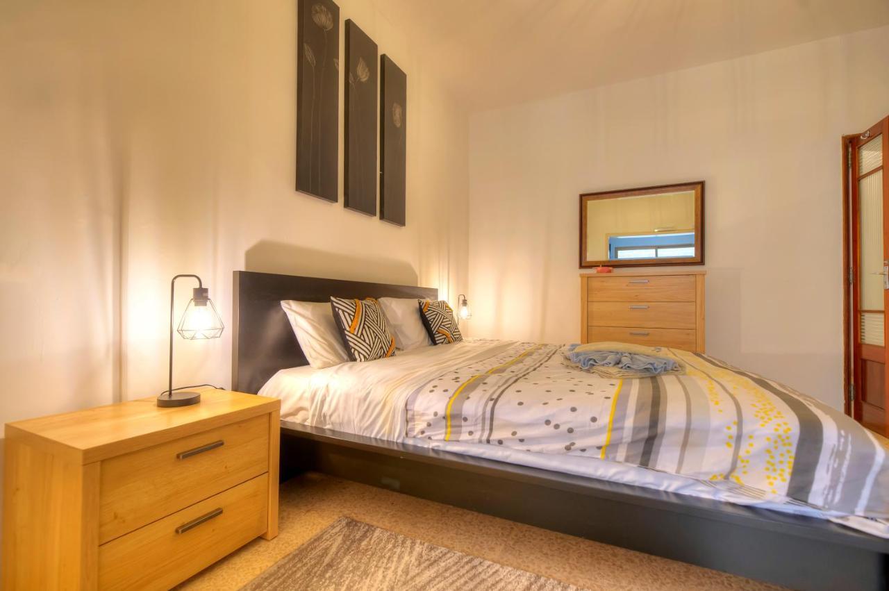 Enormous 3Bedrooms Seafront With Balcony Pdeh1-1 Sliema Kültér fotó