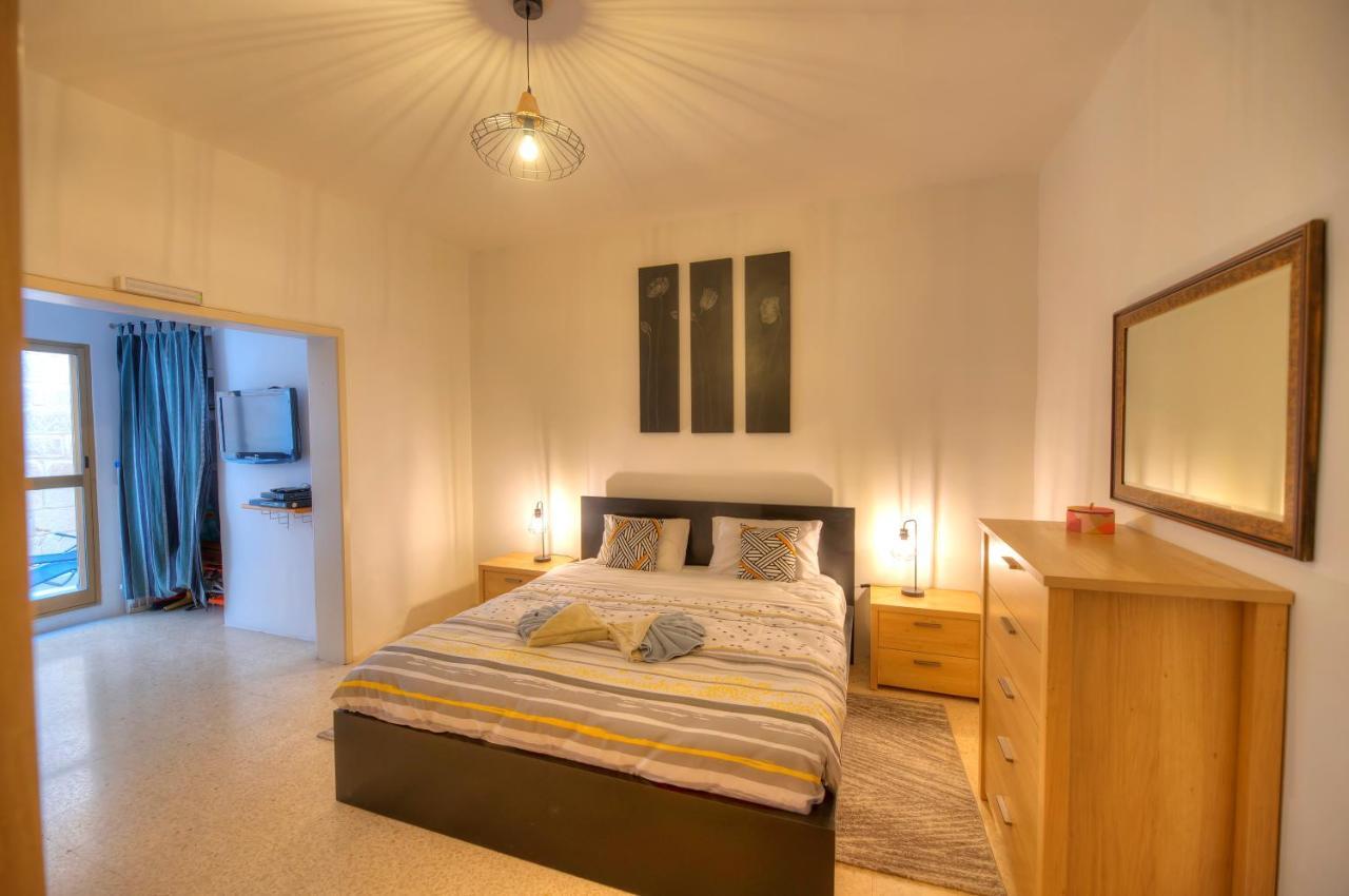 Enormous 3Bedrooms Seafront With Balcony Pdeh1-1 Sliema Kültér fotó