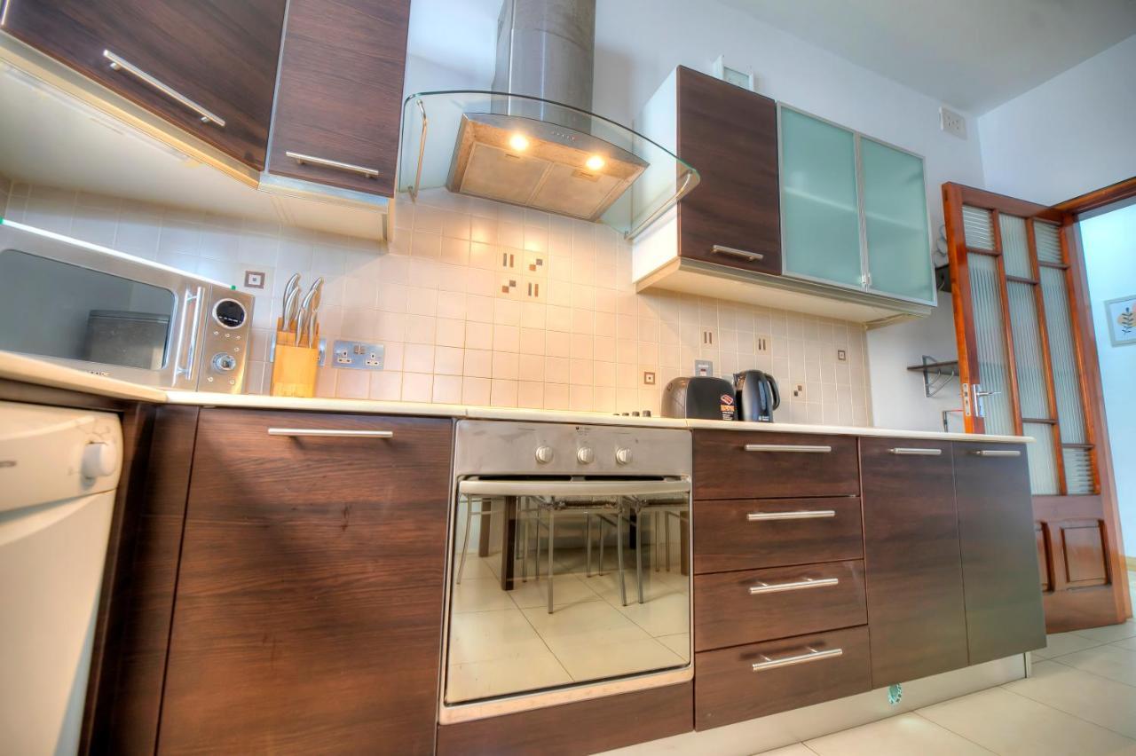 Enormous 3Bedrooms Seafront With Balcony Pdeh1-1 Sliema Kültér fotó